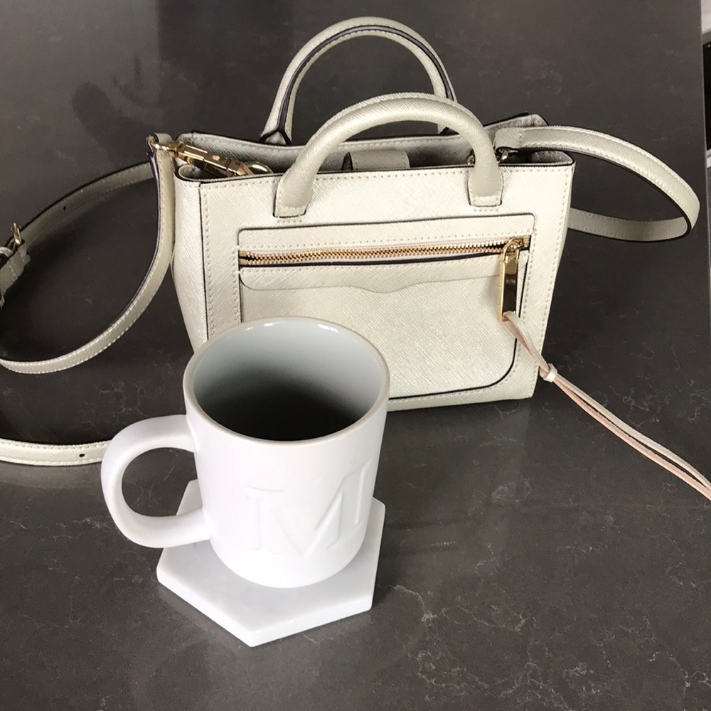 Rebecca Minkoff Gold Crossbody Like New Worn Once - Picture 12 of 15